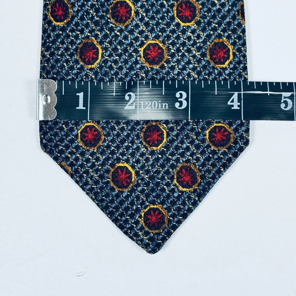 Ermenegildo Zegna Silk Tie Blue Red‎ Gold Medallion Made in Italy Designer